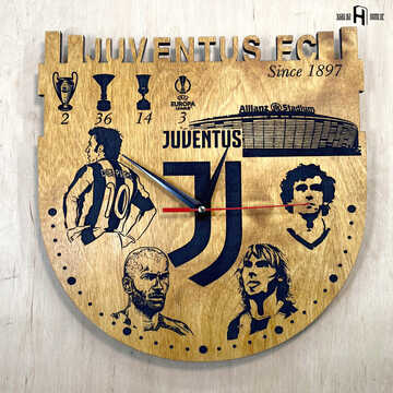 Juventus FC (logo in original colours, light wood)