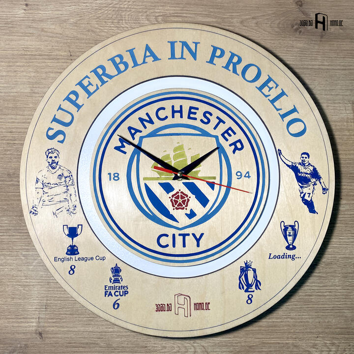 manchester City (light wood, light blue engravings, logo in original colours)