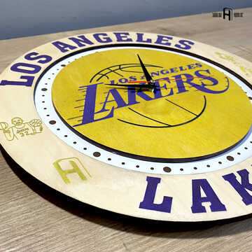 Los Angeles Lakers (ლეიკერსი, ღია ფერის ხეზე)