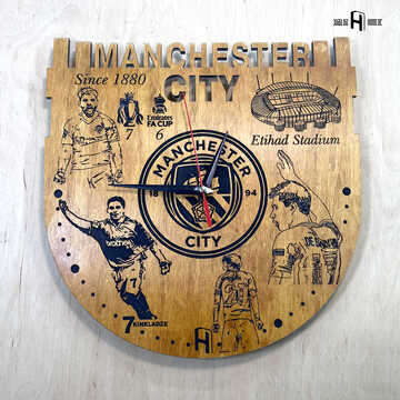 manchester City (light wood, light blue engravings)