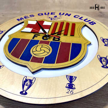 FC Barcelona (purple engravings, light wood, logo in original colours)