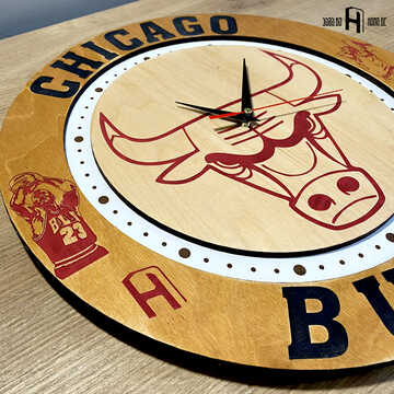 Chicago Bulls (ჩიკაგო ბულს, ღია ფერის ხეზე) 